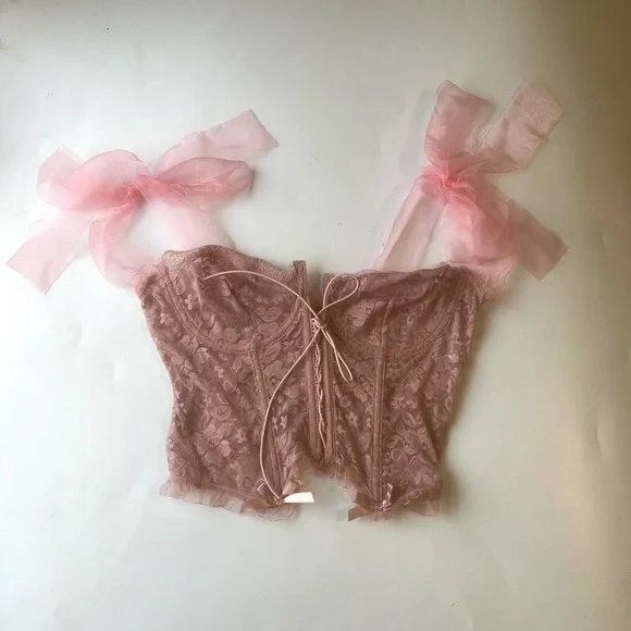 FEMININE MARIE ANTOINETTE BUSTIER CORSET - Picture 6 of 6